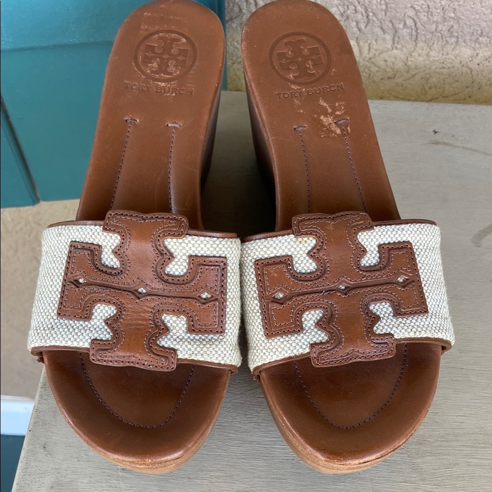 Tory Burch Terri Natural Linen Platform‎ Wedge slide Logo Sandals. Size 5.5